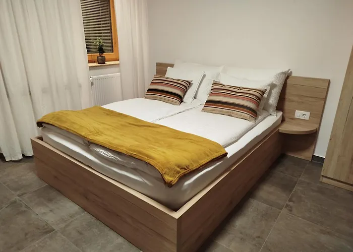 Apartma Mamut 1850 * קמניק